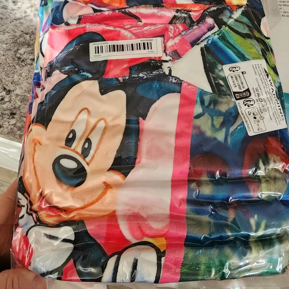 New In Vacumm Sealed Bag , Disney Character Blanket This Is For 1.